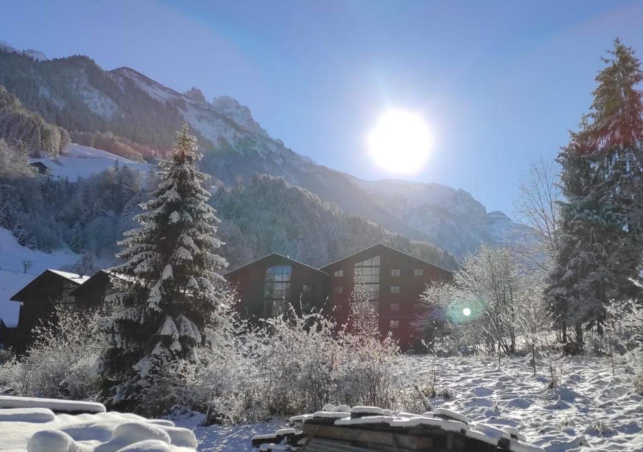 Aparthotel Mountain River Resort Val dʼIlliez Exterior foto