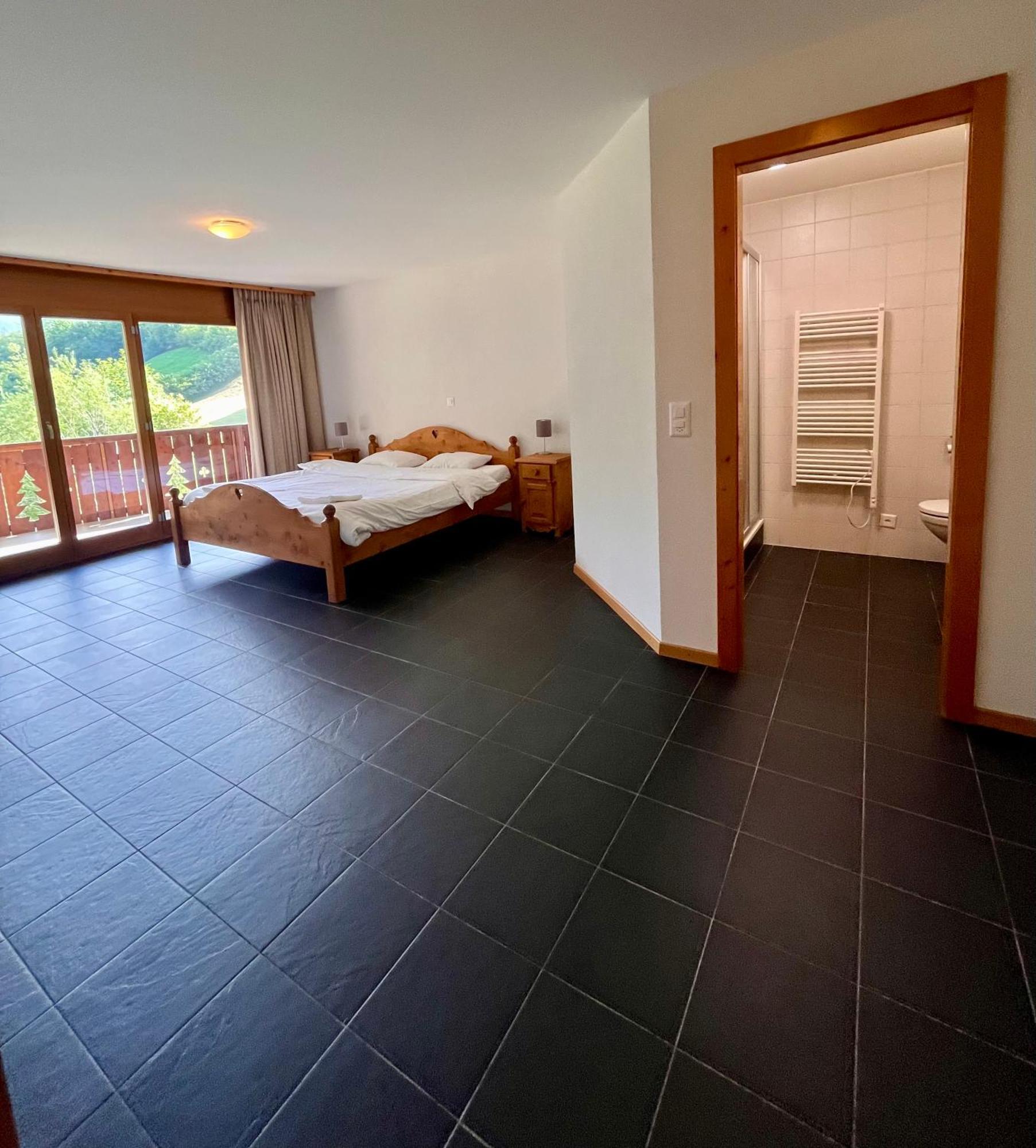 Aparthotel Mountain River Resort Val dʼIlliez Exterior foto