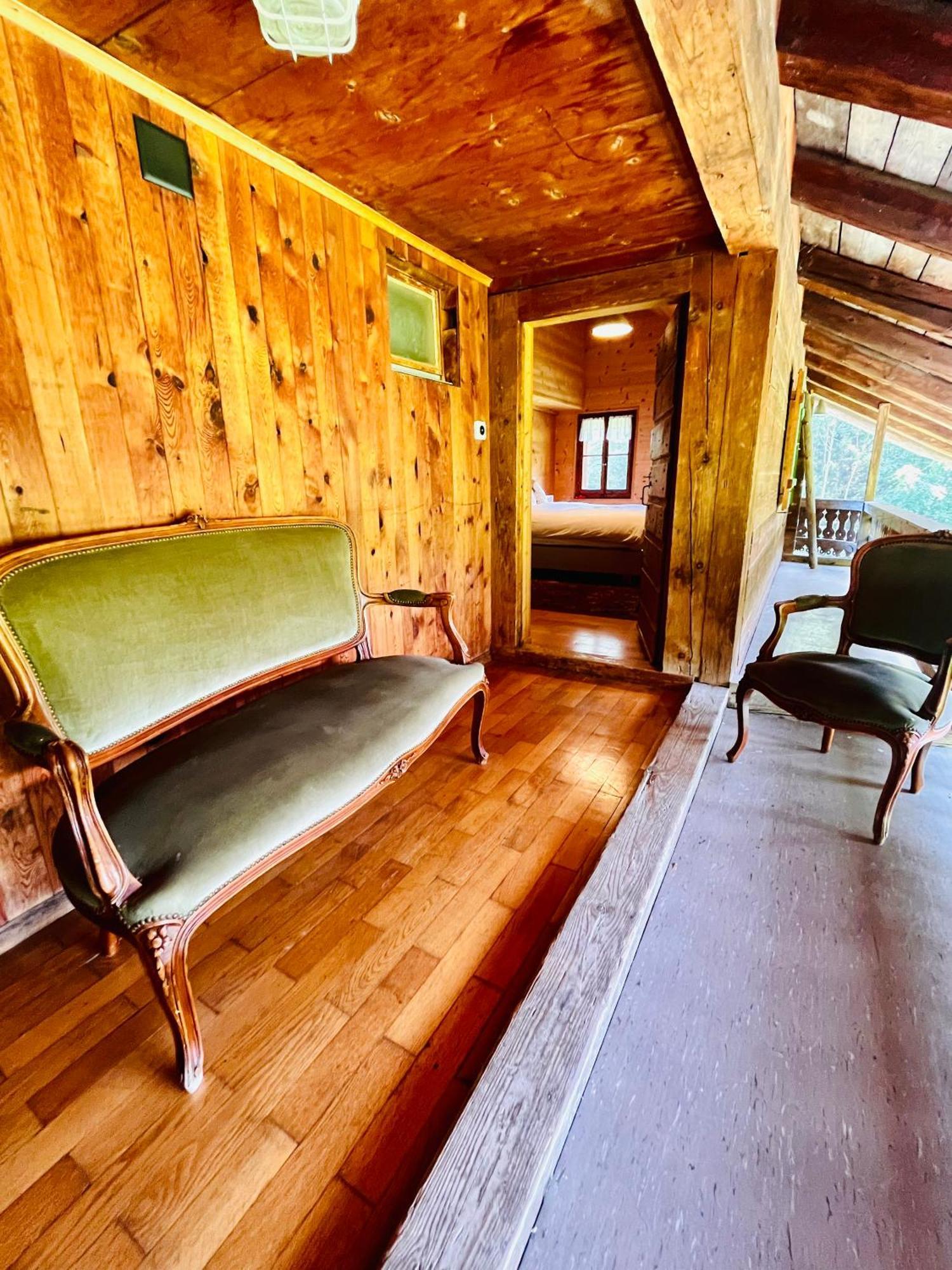 Aparthotel Mountain River Resort Val dʼIlliez Exterior foto